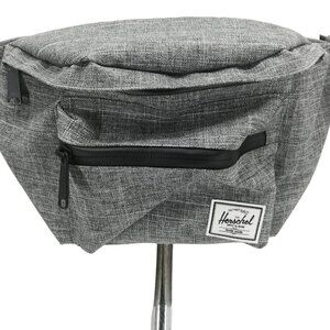 Herschel Seventeen Hip Pack Fanny Pack Crossbody Bag Gray Raven Crosshatch